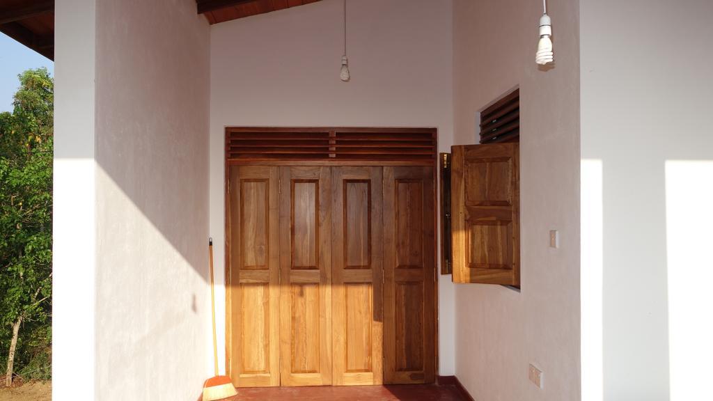 Salt Lake Cabanas & Restaurant 坦加拉 外观 照片